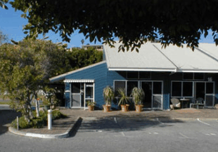 Abrolhos Reef Lodge - Accommodation Sunshine Coast 3