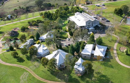 Pinnacle Valley Resort - Accommodation Sunshine Coast 0