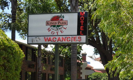 Kings Park Motel - Accommodation Sunshine Coast 0