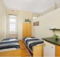 Cambridge Lodge - Accommodation Sunshine Coast