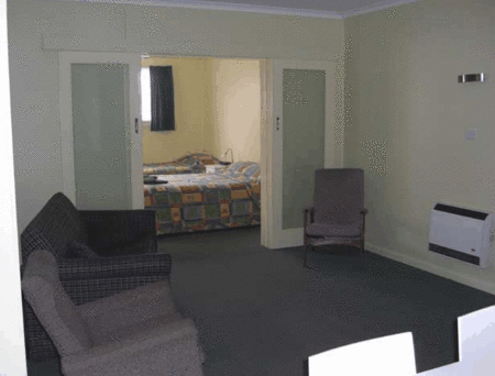 High Street Motel - Accommodation Sunshine Coast