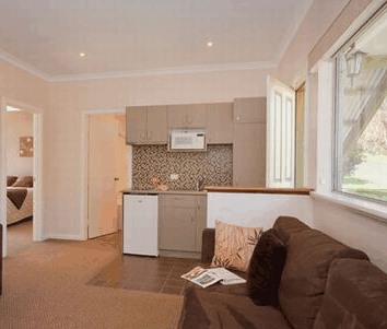 Adamsons Riverside Accommodation - Accommodation Sunshine Coast 2