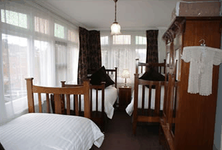Orana House - Accommodation Sunshine Coast 2