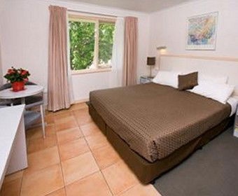 Forrest Hotel And Apartments - Accommodation Sunshine Coast 0