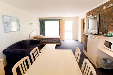 Comfort Inn Big Windmill - Accommodation Sunshine Coast 1