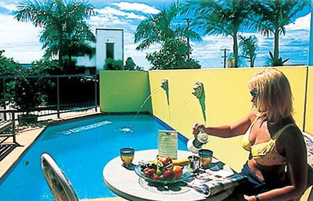 Caribbean Motel - Accommodation Sunshine Coast 1