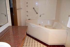 Queensgate Motel - Accommodation Sunshine Coast 1