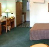 Young Federation Motor Inn - Accommodation Sunshine Coast