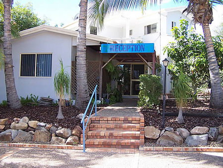 Palm Valley Motel And Holiday Units - Accommodation Sunshine Coast 1