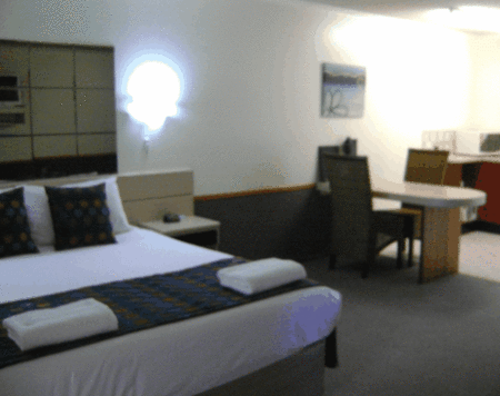 Rockhampton Court Motor Inn - Accommodation Sunshine Coast 1