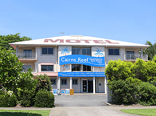 Cairns Reef Apartments And Motel - Accommodation Sunshine Coast 0