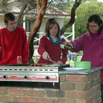 Cape Jervis Holiday Units - Accommodation Sunshine Coast 0