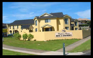 Hopkins House Motel & Apartments - Accommodation Sunshine Coast 1