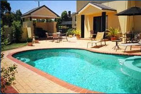 Hopkins House Motel & Apartments - Accommodation Sunshine Coast 0