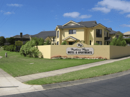 Hopkins House Motel & Apartments - Accommodation Sunshine Coast 3