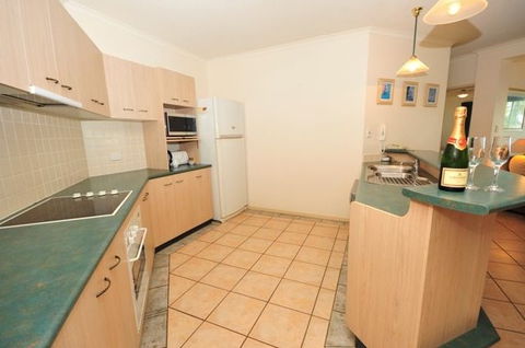 Trinity Waters Apartments - Accommodation Sunshine Coast 7