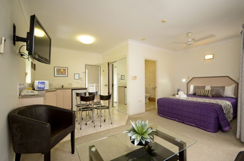 Reef Palms - Accommodation Sunshine Coast 1