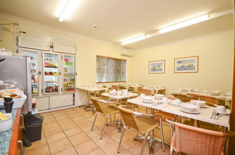 Reef Palms - Accommodation Sunshine Coast 4