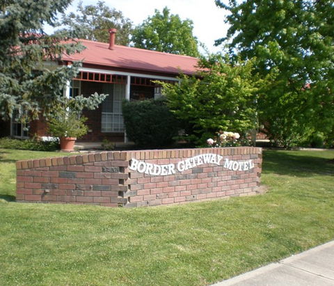 Golden Chain Border Gateway Motel - Accommodation Sunshine Coast 1