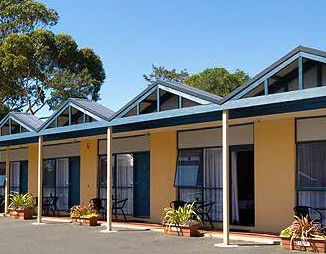 Mornington Motel - Accommodation Sunshine Coast 1