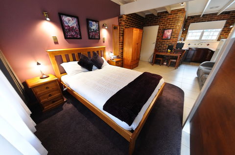Greenvale Holiday Units - Accommodation Sunshine Coast 4