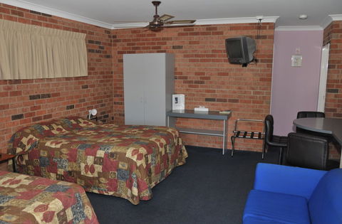 Wallangulla Motel - Accommodation Sunshine Coast 2