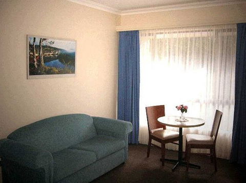 Victoria Lodge Motor Inn And Apartments - Accommodation Sunshine Coast 4