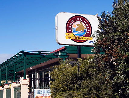 Denmark Hotel & River Rooms Motel - Accommodation Sunshine Coast 0