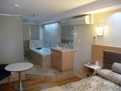 Indian Ocean Hotel - Accommodation Sunshine Coast 1