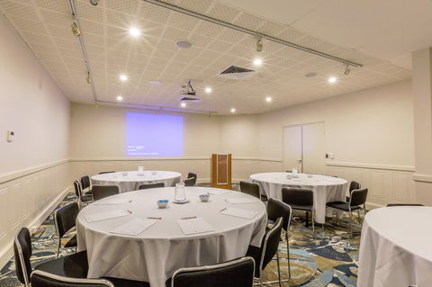 Ramada Hotel Hope Harbour - Accommodation Sunshine Coast 5