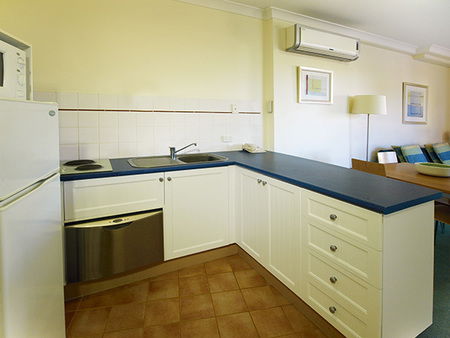 Oaks Calypso Plaza - Accommodation Sunshine Coast 2
