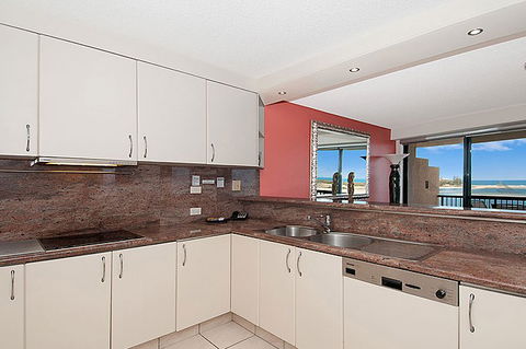 Windward Passage, Golden Beach - Accommodation Sunshine Coast 3