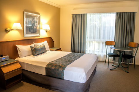 White Lace Motor Inn - Accommodation Sunshine Coast 1