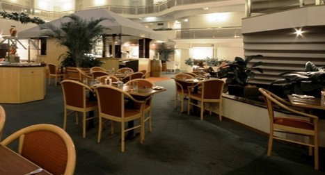 The Diplomat Hotel - Accommodation Sunshine Coast 2