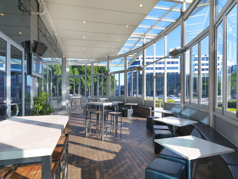Holiday Inn Sydney Airport - Accommodation Sunshine Coast 2