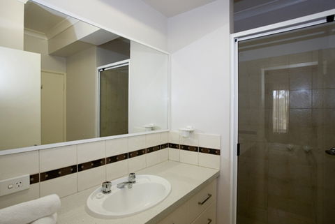 Regal Apartments - Accommodation Sunshine Coast 4