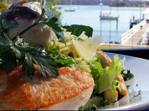 Mariners On The Waterfront - Accommodation Sunshine Coast 2