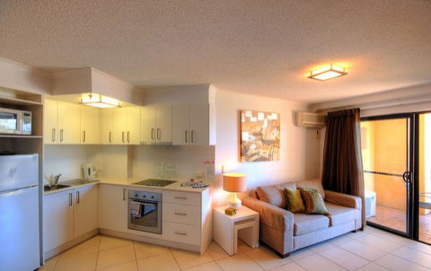 Windsurfer Resort - Accommodation Sunshine Coast 1