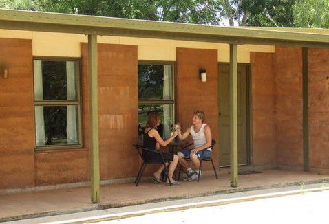 Territory Manor - Accommodation Sunshine Coast 2