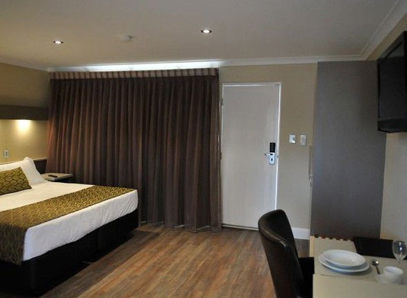 Bentley WA Accommodation Sunshine Coast