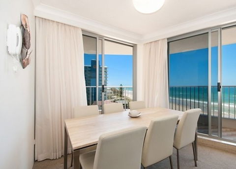 Beachside Tower - Accommodation Sunshine Coast 2