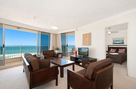 Beachside Tower - Accommodation Sunshine Coast 5