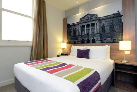 Mercure Grosvenor Hotel Adelaide - Accommodation Sunshine Coast 2