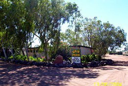 Threeways Roadhouse Tourist Park - Accommodation Sunshine Coast 0