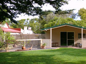 Shiralea Country Cottage - Accommodation Sunshine Coast 0