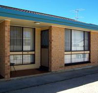 Stansbury Villas - Accommodation Sunshine Coast