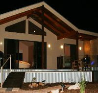Pike River Luxury Villas - Accommodation Sunshine Coast
