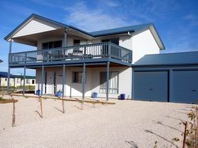 Oysta La Vista - Accommodation Sunshine Coast 0