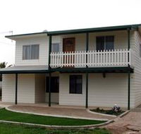 Louth Bay Holiday Apartment - Accommodation Sunshine Coast
