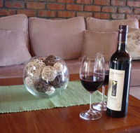 The Creek Cottage - Accommodation Sunshine Coast